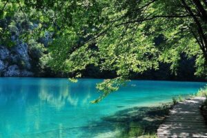 Split to Zagreb private transfer via Plitvice Lakes